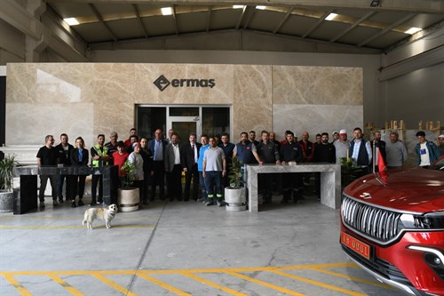 Vali Orhan Tavlı Ermaş Mermer Fabrikasında Emekçilerimizle Bir Araya Geldi