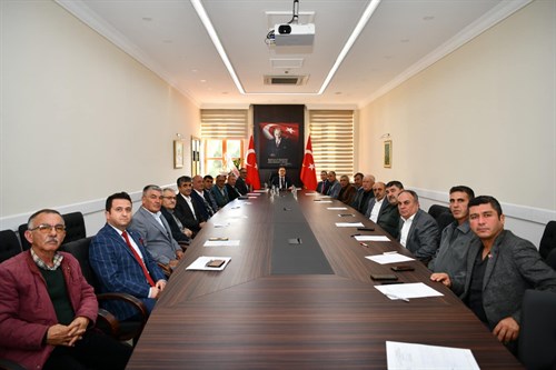 Valimiz Sayın İdris Akbıyık, muhtarlarımızla bir araya geldi