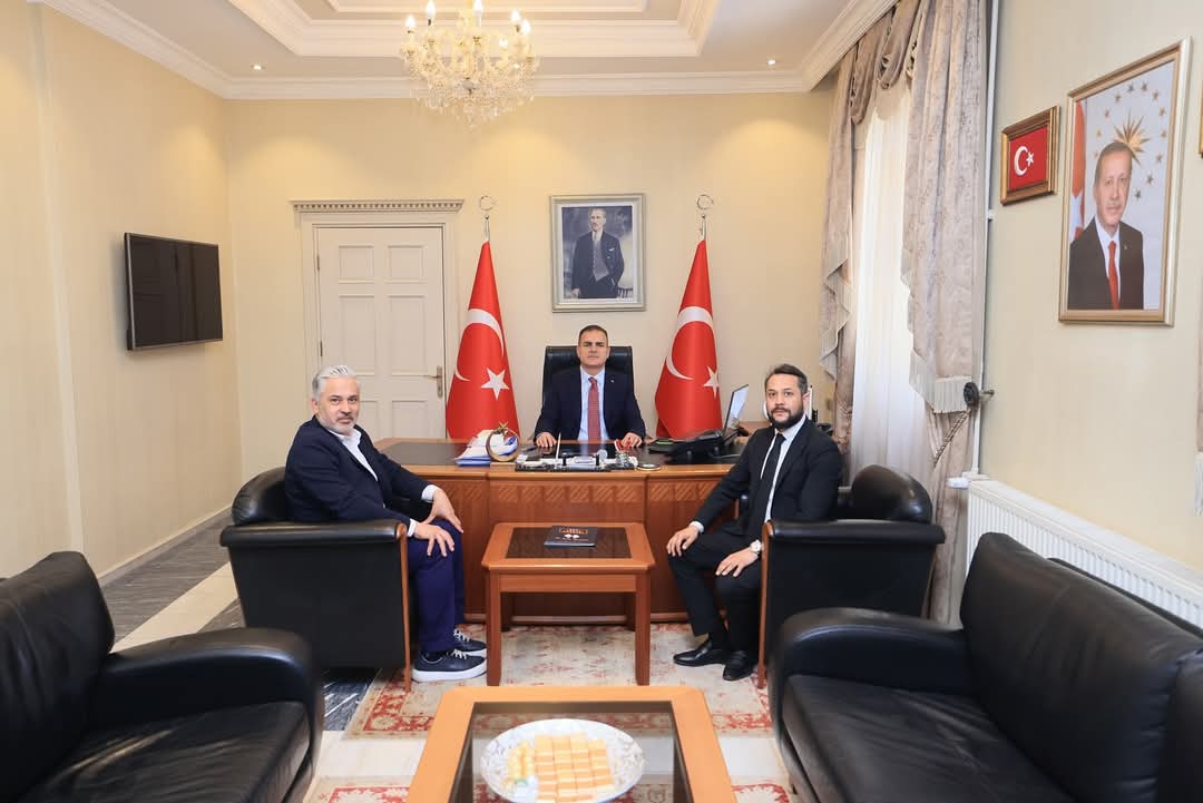 İş İnsanları Murat Özler ve Ali Uğur, Valimiz Sayın Dr. İdris Akbıyık'ı Ziyaret Etti