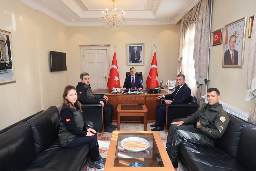 Muğla Orman Bölge Müdürlüğünden ‘Dünya Ormancılık Günü’ ve 'Orman Haftası’ Dolayısıyla Valimiz Sayın Dr. İdris Akbıyık'a Ziyaret 